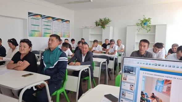 Ақсуат ауданында бастапқы әскери даярлық және дене тәрбиесі пәндері мұғалімдерінің секциялық отырысы өтті