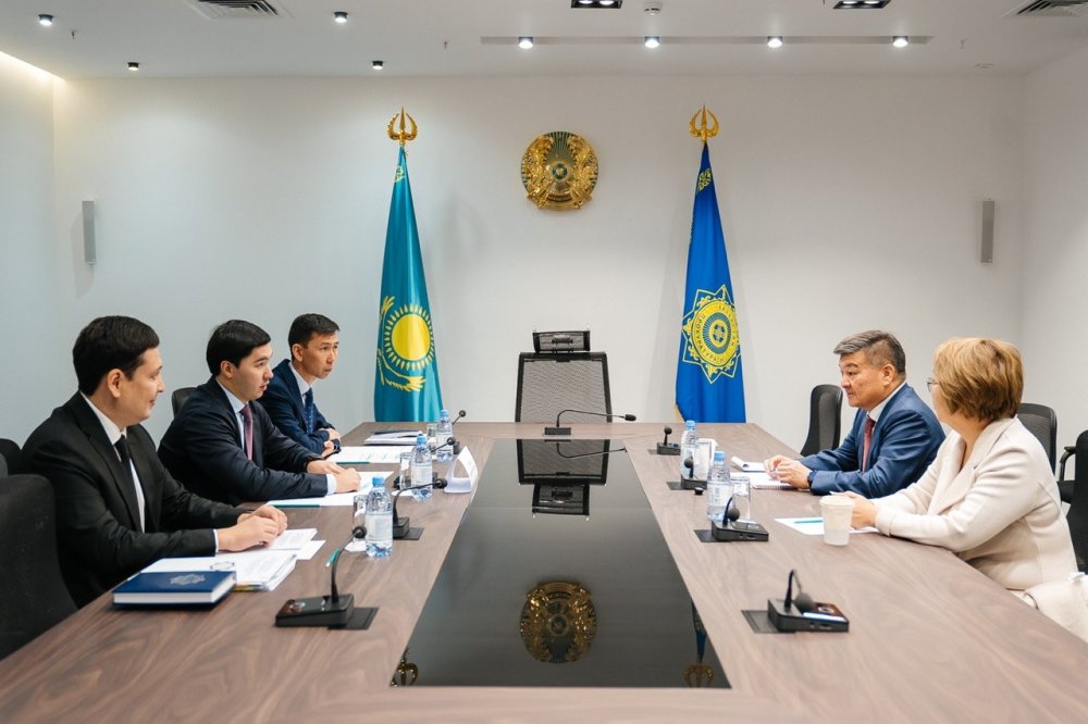 Комитет төрағасы инвесторларды жеке қабылдады