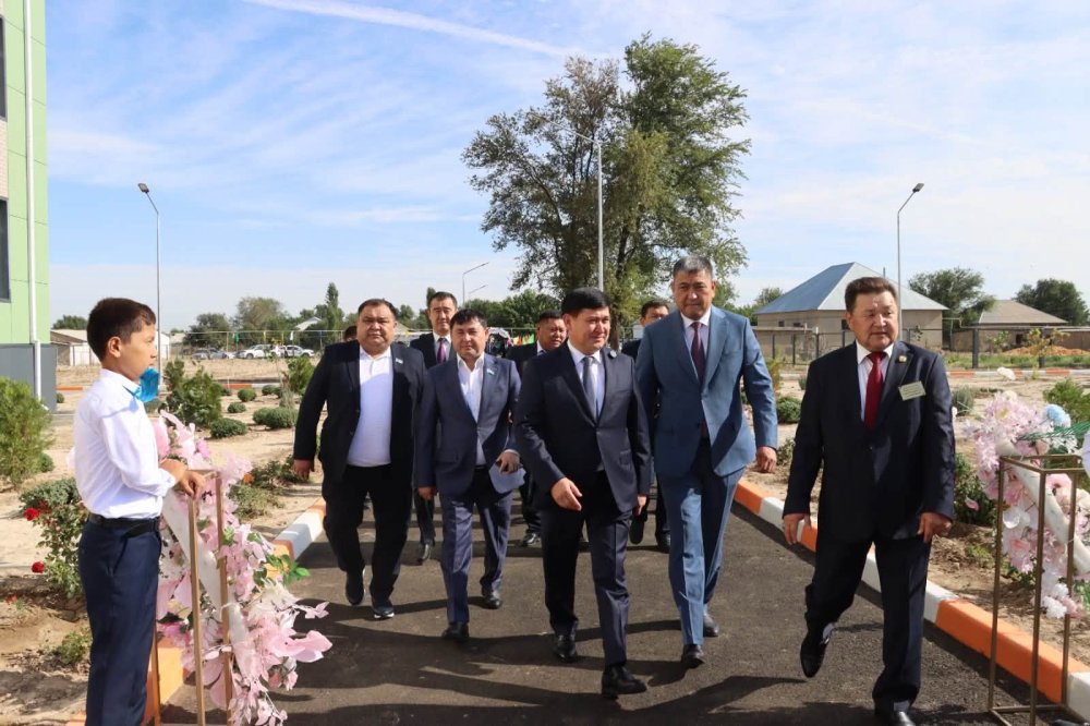 ЖАҢА ОҚУ ЖЫЛЫ ҚАРСАҢЫНДА ЕКІ ЖАҢА МЕКТЕП ПАЙДАЛАНУҒА БЕРІЛДІ