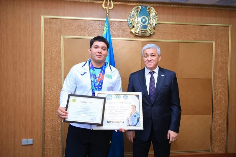 Қарағандыда әлем чемпионатында топ жарған дзюдошыларға құрмет көрсетілді