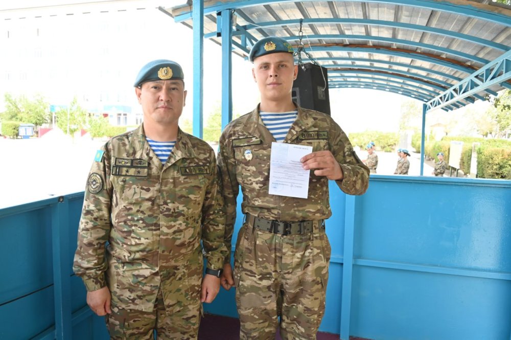 Қонаев гарнизонында алты сарбазға он тәулік демалыс берілді