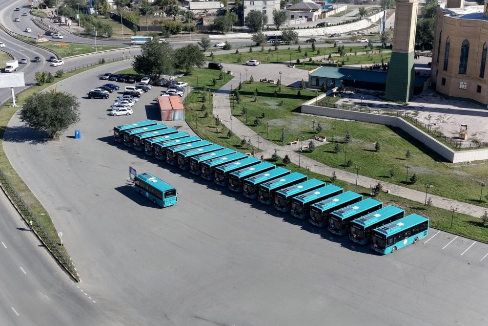 Семей қаласының автобус паркі 20 жаңа қоғамдық көлікпен толықты