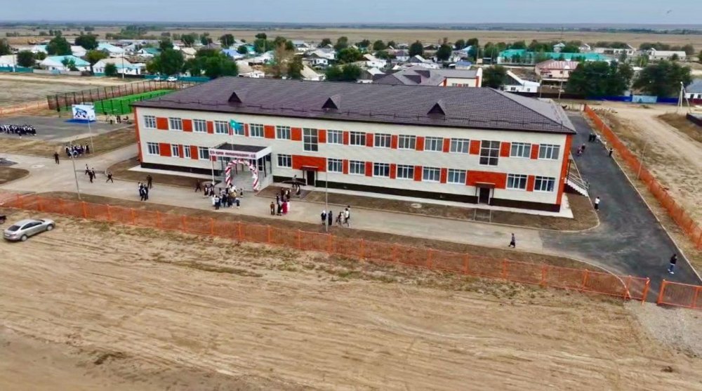 Мәртөк ауданында ескірген мектептің орнына жаңа білім ордасы салынды