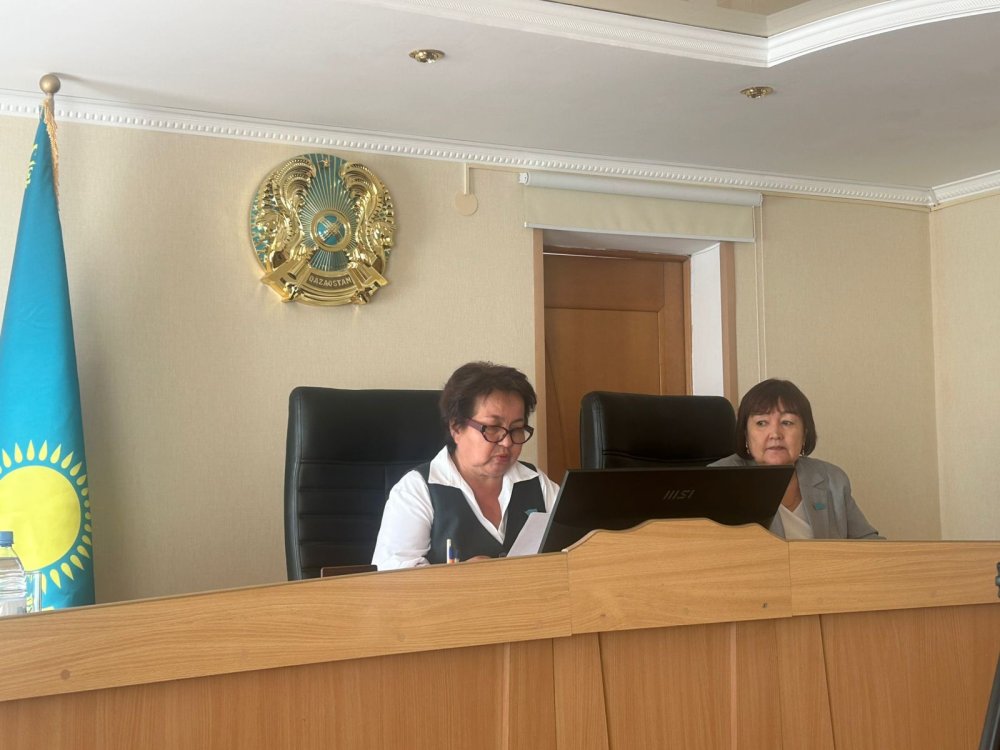 Депутат Б. Бидаулетованың төрағалығымен аудандық мәслихаттың тұрақты комиссияларының бірлескен отырысы өтті.