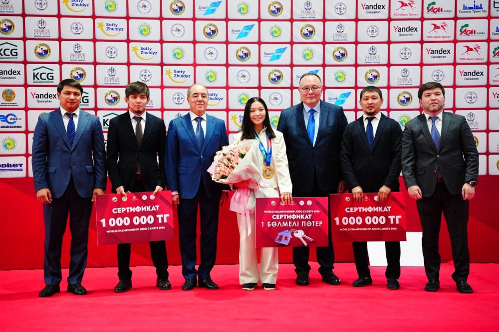 ОРАЛДА ДЗЮДОДАН ӘЛЕМ ЧЕМПИОНЫ ФАТИМА СҰПЫҒАЛИЕВАҒА ПӘТЕР БЕРІЛДІ!