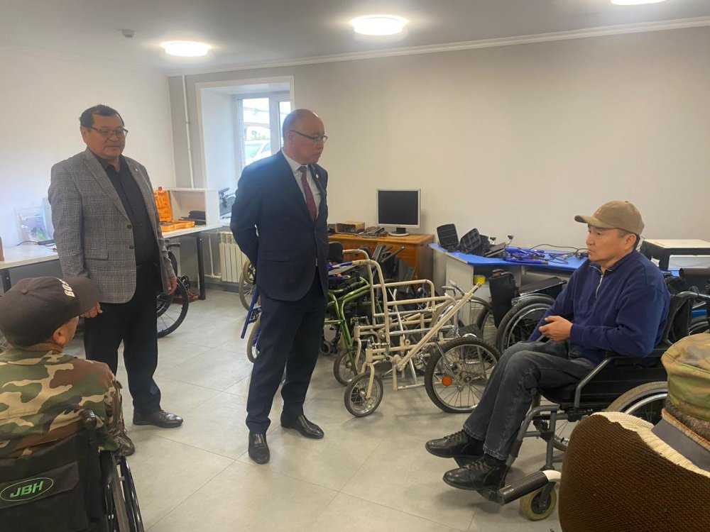 Мүгедектігі бар адамдар үшін арнайы жұмыс орындарын құру мәселелері бойынша Бурабай ауданына жұмыс сапары