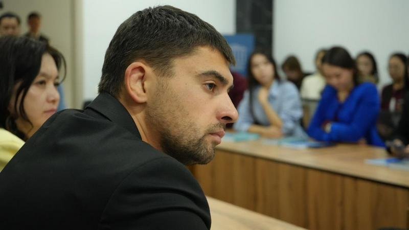 Қарағандыда жастар кітапханасы ашылды