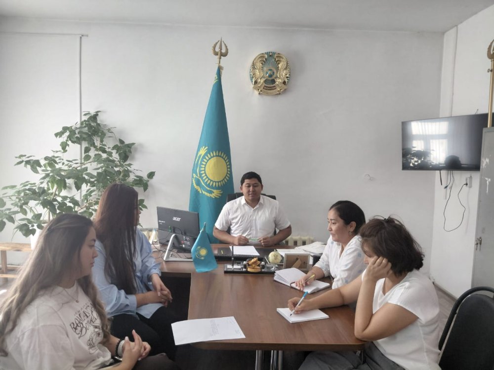 Мемлекеттік қызметшілердің қатысуымен салтанатты жиын өтті