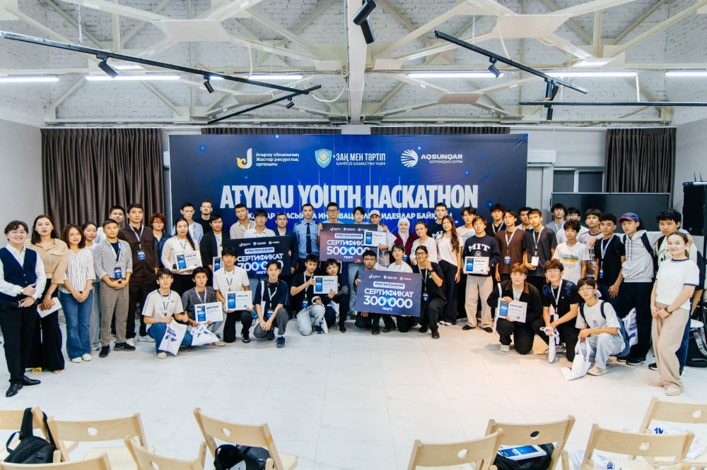 «Atyrau Youth Hackathon 2026» инновациялық жобалар байқауы қорытындыланды