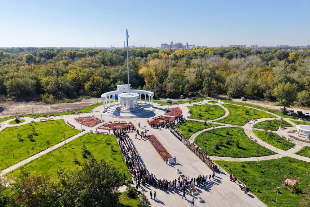 Абай облысында алғаш рет жаңа форматта әскерге шығарып салу рәсімі өтті
