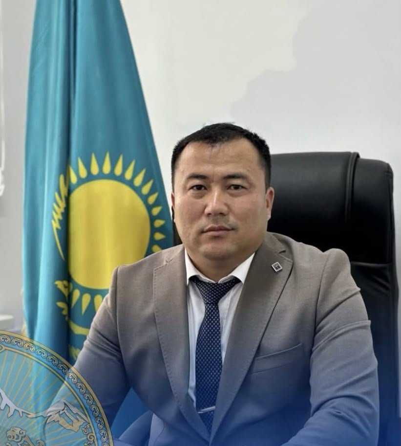 Ахмуллаев Фархат Исраилович
