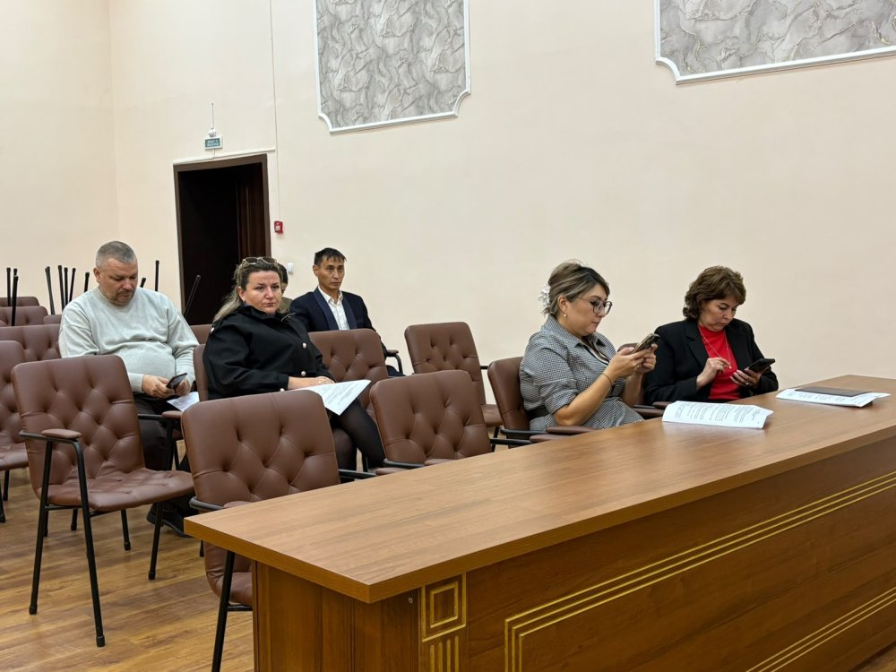 Состоялось очередное заседание Комиссии по делам несовершеннолетних