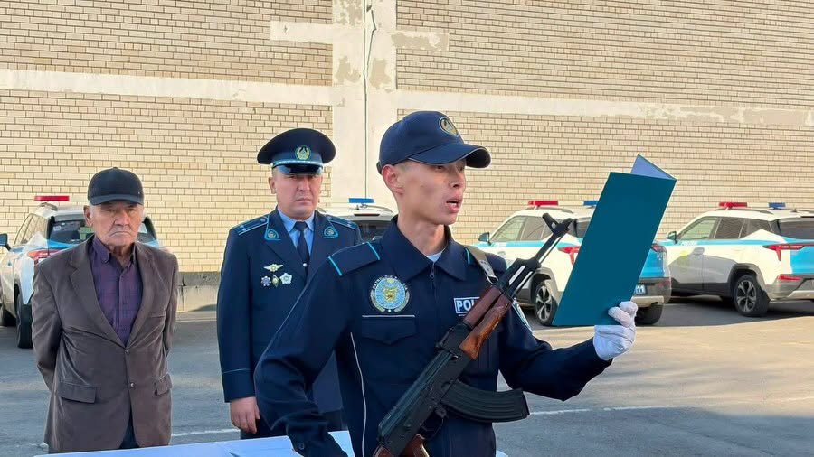 В Кызылорде молодые полицейские приняли присягу