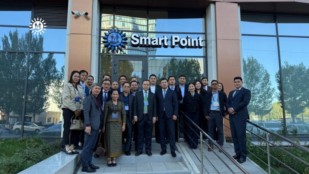 Камбоджа перенимает передовые подходы Казахстана к цифровизации государственных услуг
