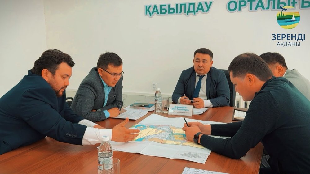 Аким района провел личный прием граждан
