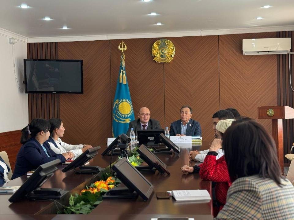 В Алгинском районе избран новый председатель общества «Қазақ тілі»