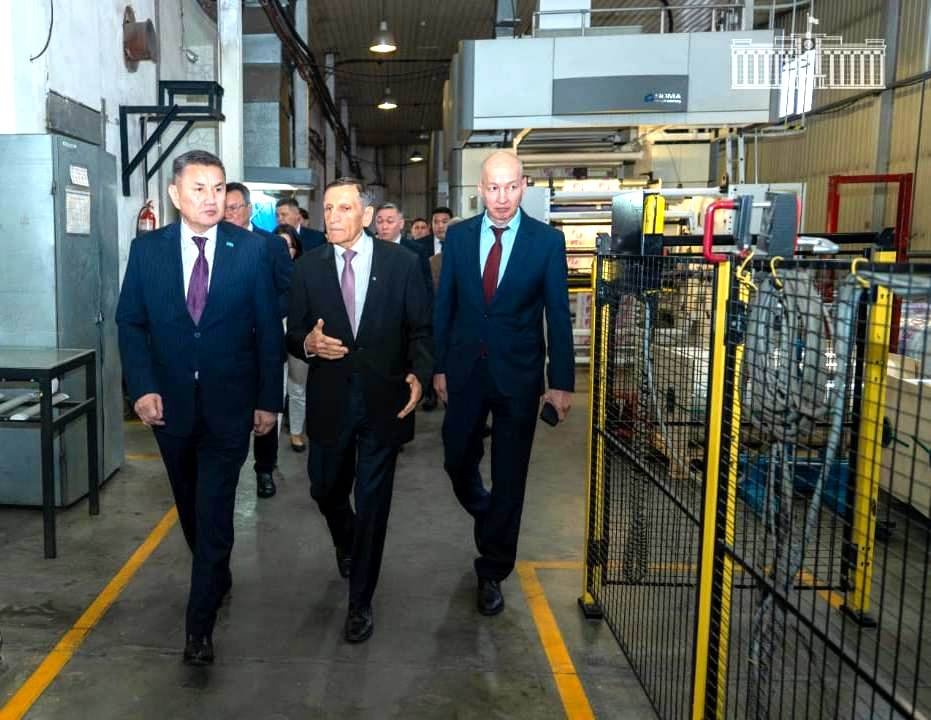 Аким ВКО посетил несколько предприятий областного центра