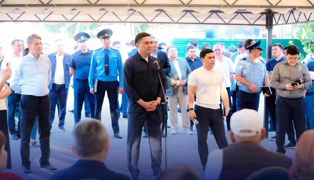 АКИМ ГОРОДА ПРОВЁЛ ВЫЕЗДНУЮ ВСТРЕЧУ С ЖИТЕЛЯМИ КАРАТАУСКОГО РАЙОНА