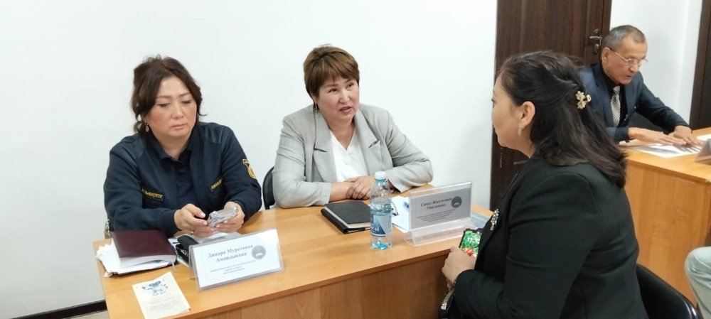 В Исатайском районе жителям оказана правовая помощь