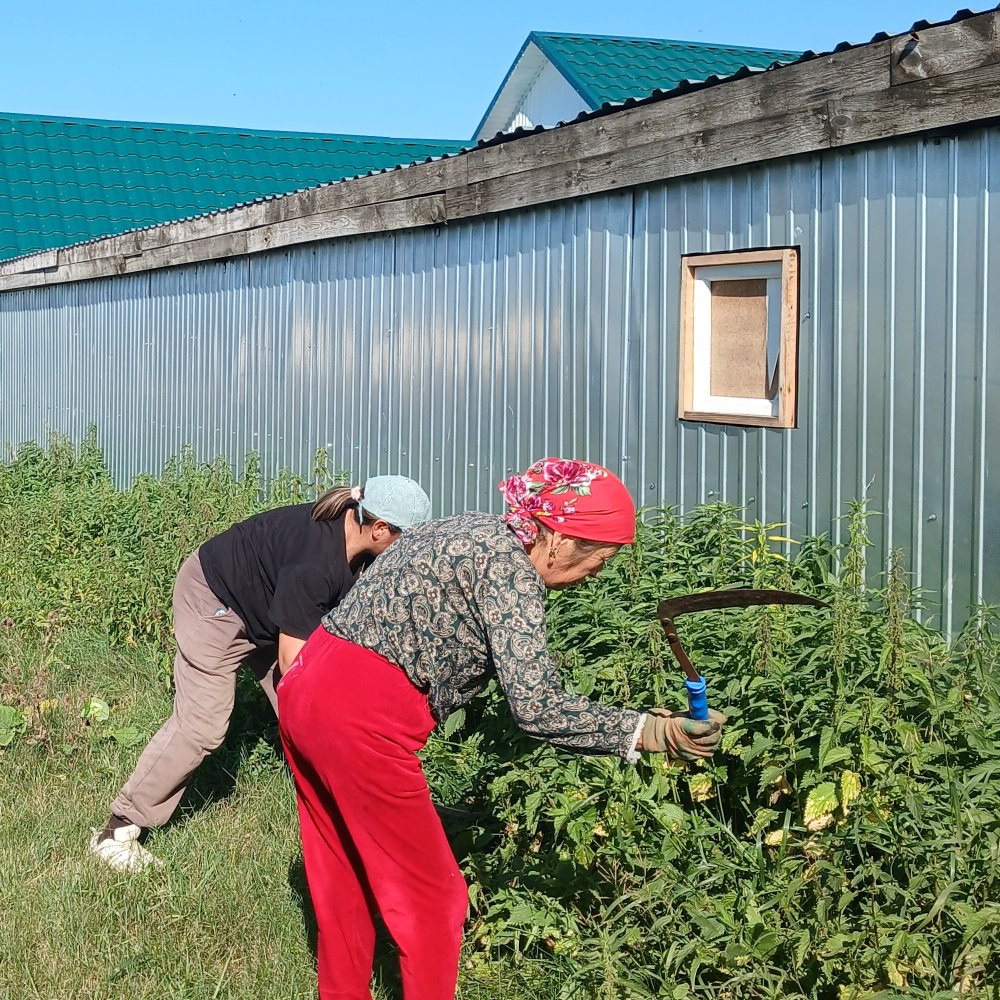 ​В Узункольском районе продолжаются работы по благоустройству и санитарной очистке территорий ​В рамках исполнения поручения Главы государства и реализации республиканской экологической акции «Таза Қазақстан» в Узункольском районе продолжаются работы по благоустройству и санитарной очистке территорий.