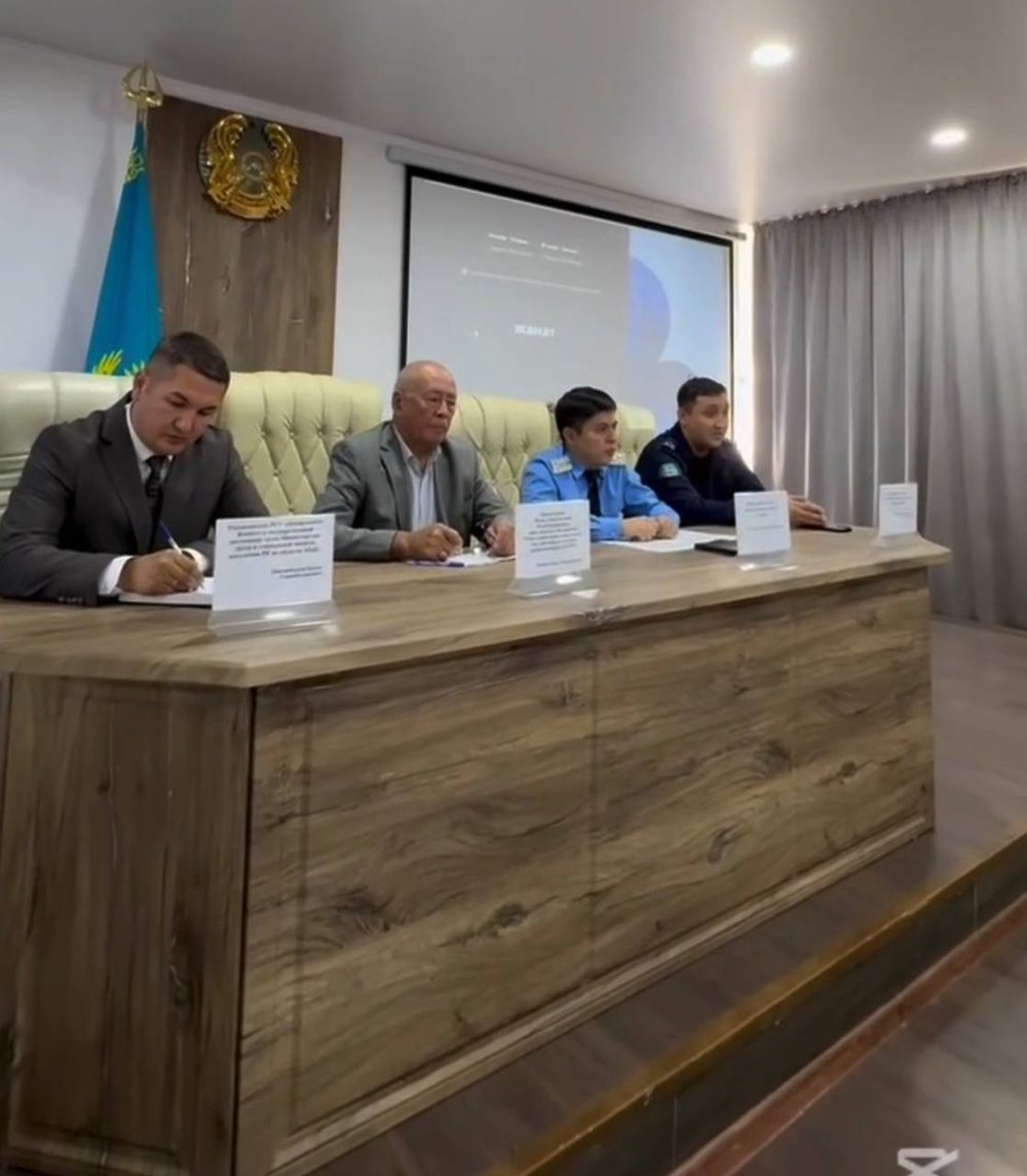 В День труда — о защите прав: Инспекция труда провела встречу с медиками скорой помощи