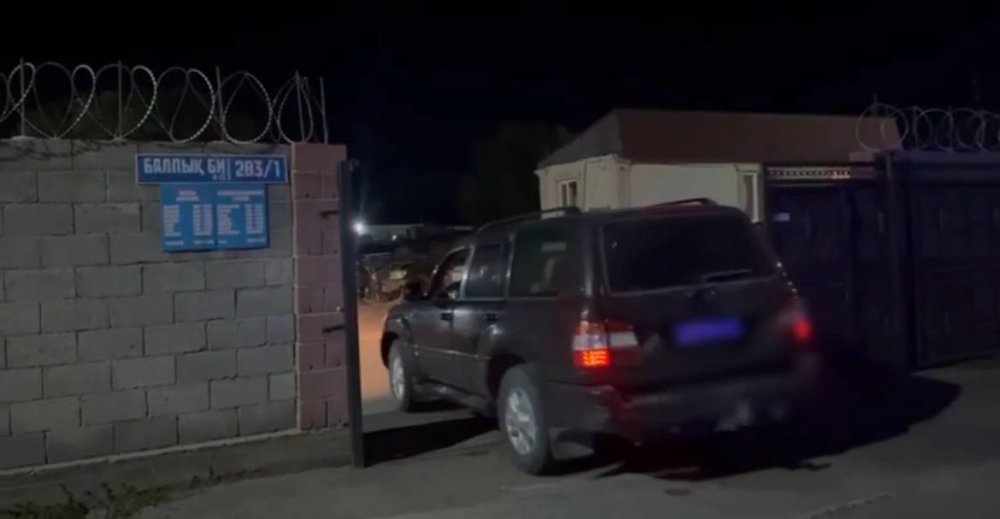 В Талдыкоргане полицейские остановили пьяного водителя без права управления