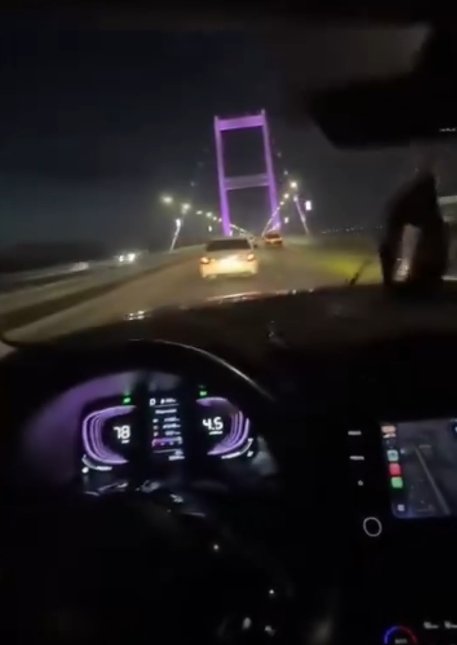 Опасный манёвр на подвесном мосту: полицейские установили водителя по видео
