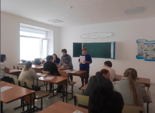 25 сентября среди педагогического коллектива прошёл разъяснительный семинар по вопросам соблюдения антикоррупционного законодательства.