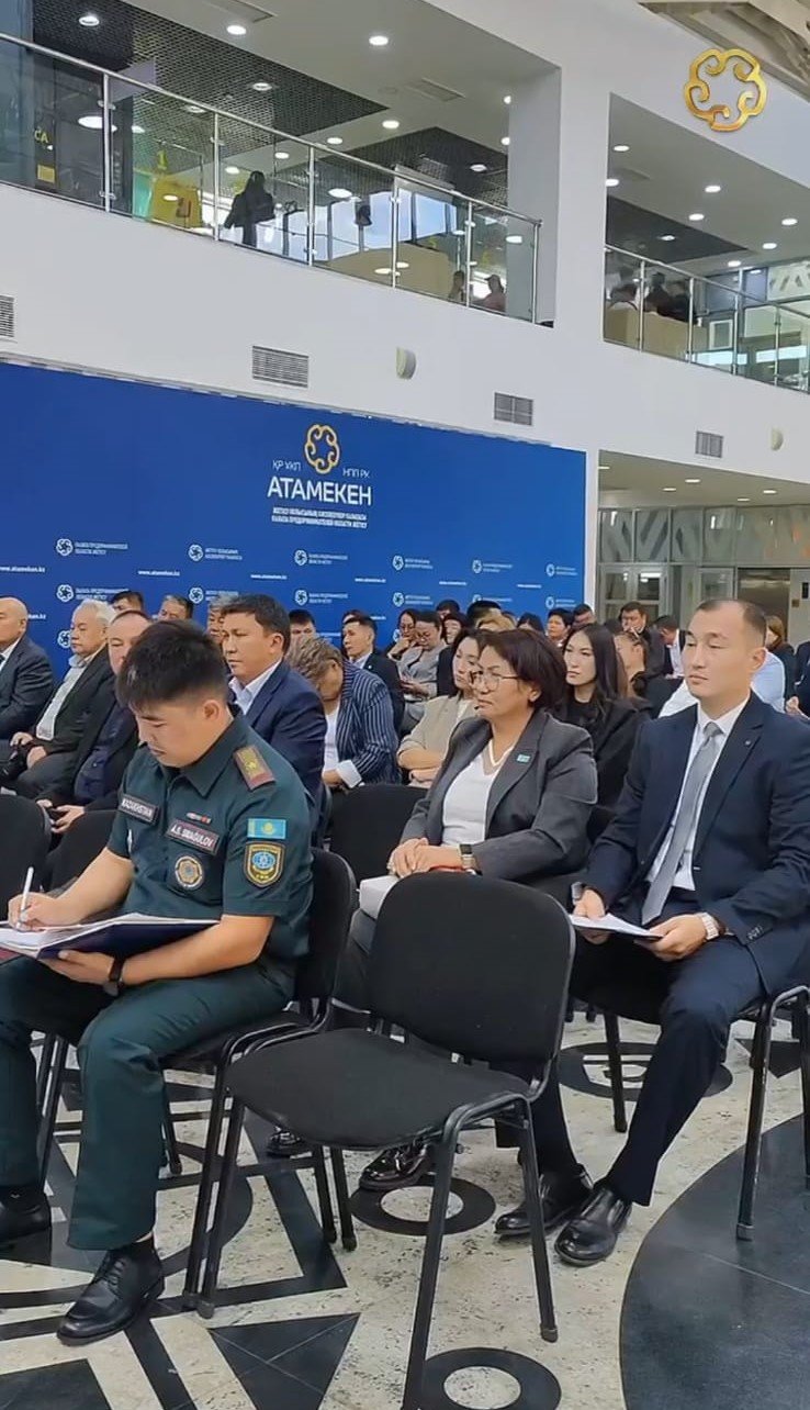 На площадке Палаты предпринимателей области Жетісу состоялся Единый день отчета, собравший представителей контрольно-надзорных органов и предпринимателей региона.