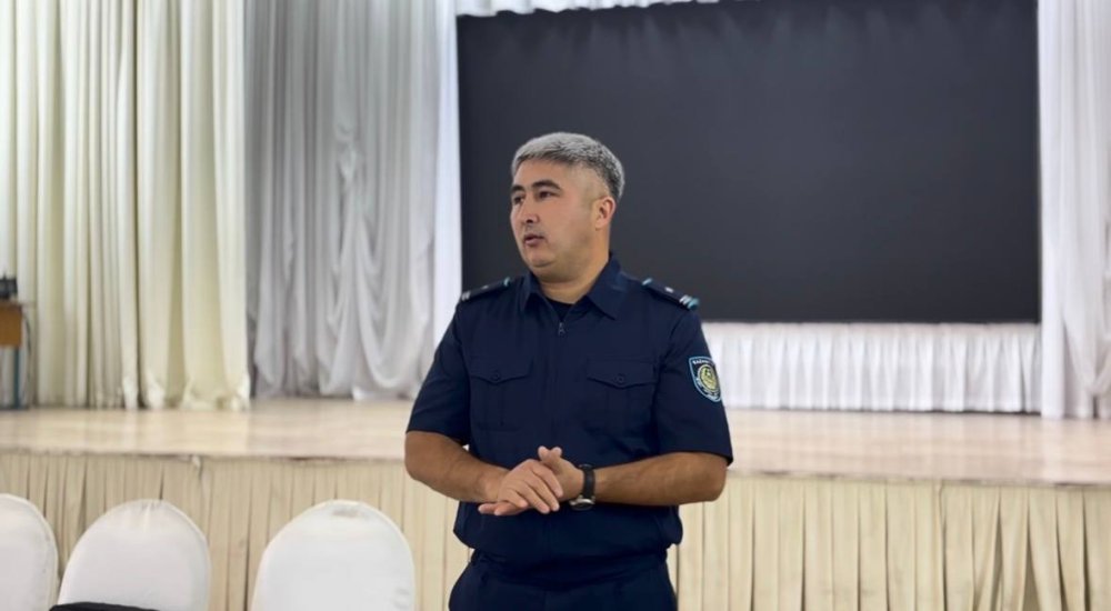 Лудомания — болезнь века: киберполиция провела занятие для школьников