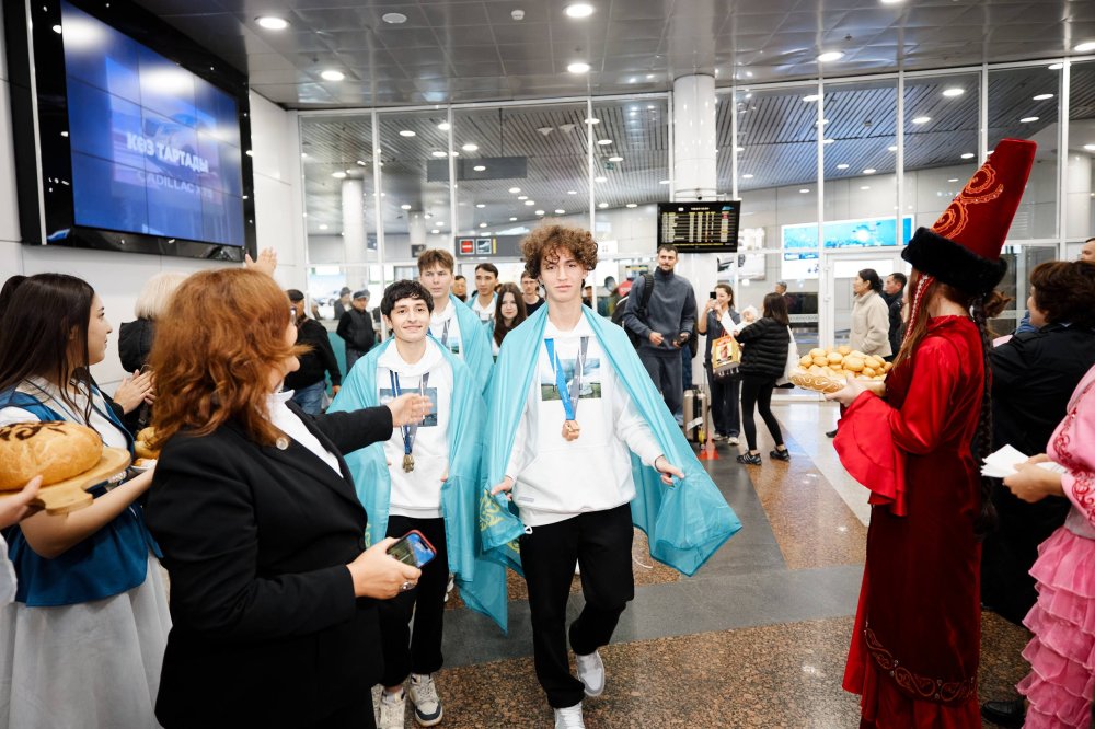 В Астане торжественно встретили призёров и участников WorldSkills Shanghai 2026
