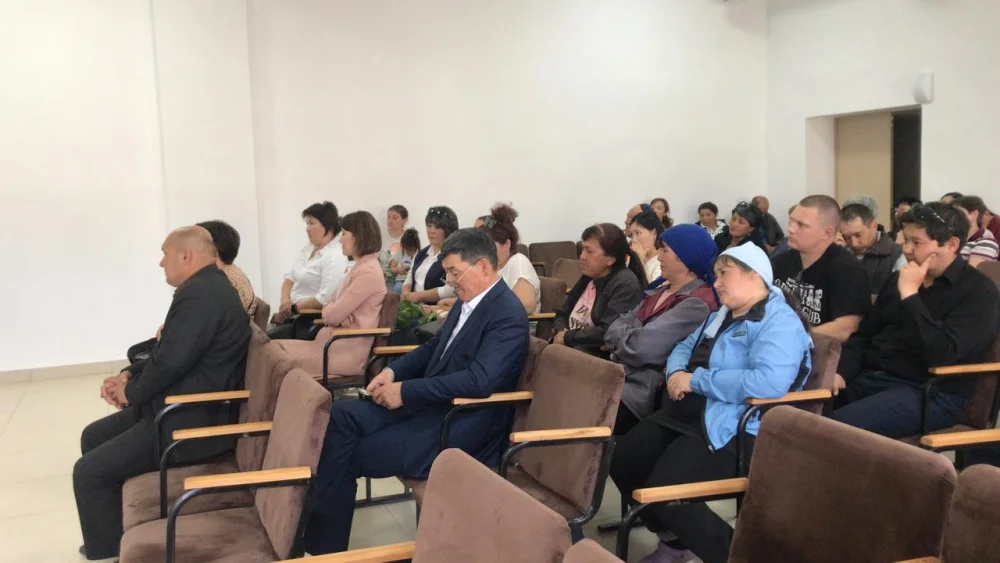 Отчетная встреча акима села Забеловка Турабаева М.С. перед населением