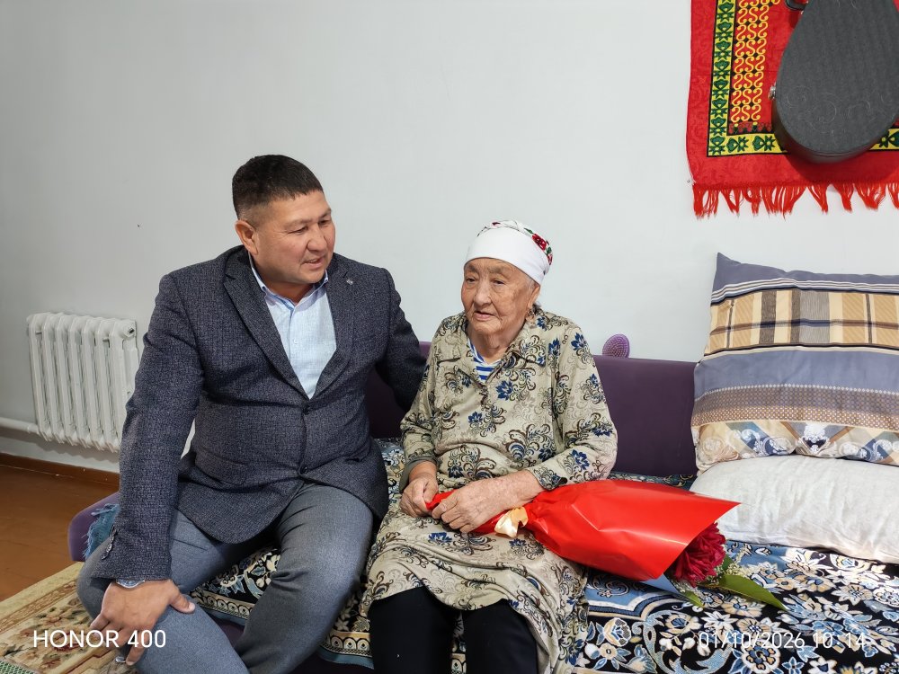 В честь Дня пожилых людей оказано внимание сельским жителям старшего поколения