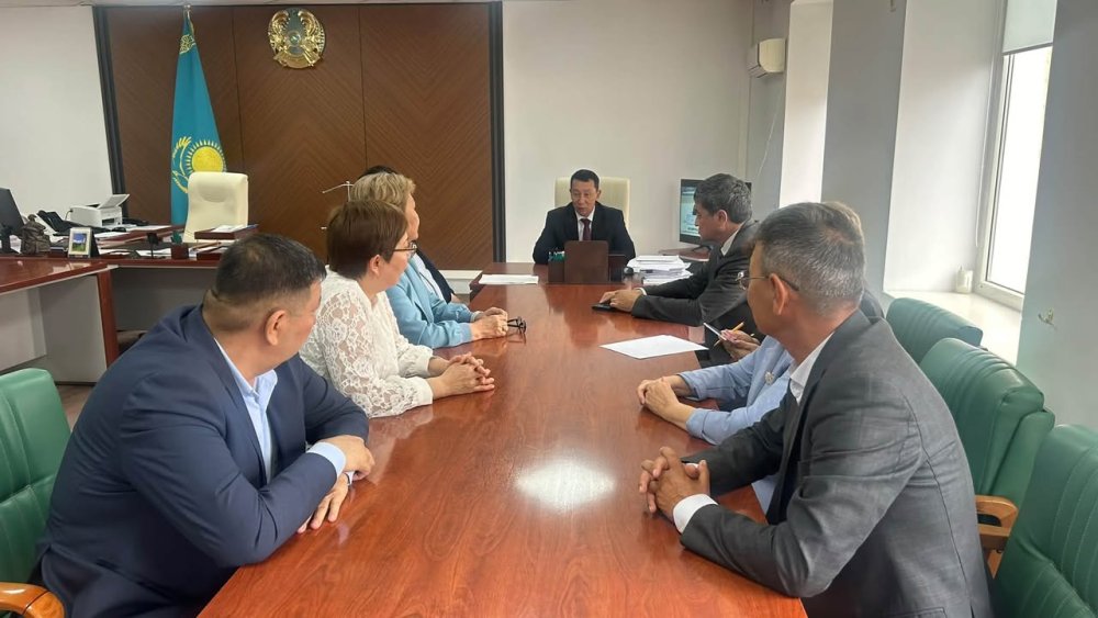 ВСТРЕЧА С АКИМОМ КУРМАНГАЗИНСКОГО РАЙОНА