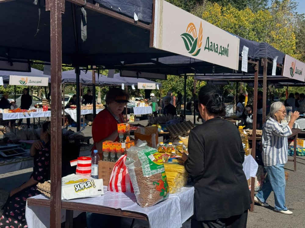 В Таразе на площади Жастар состоялась ярмарка сельскохозяйственной продукции «Дала дәмі»