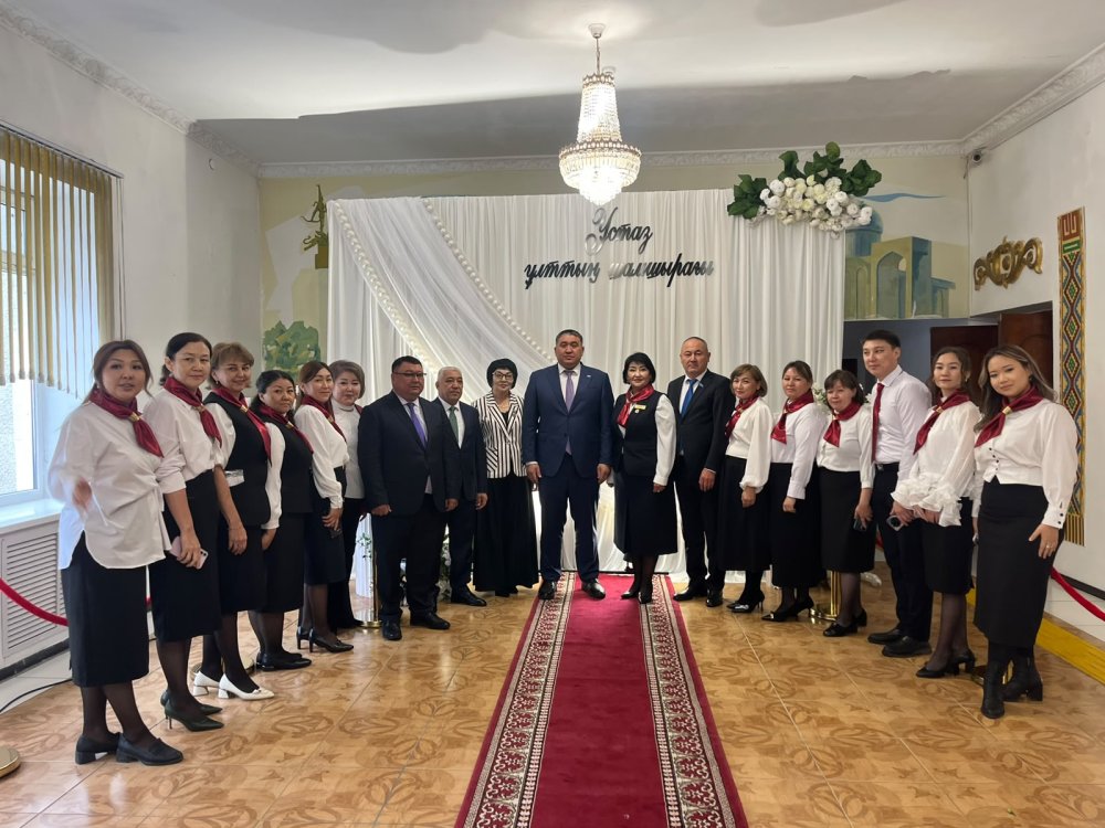 Ұстазға құрмет – ұлтқа құрмет!