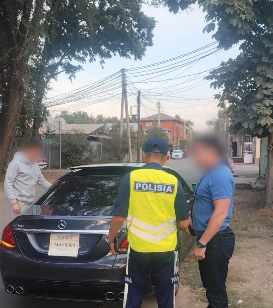 Мусор из окон автомобилей: в Алматы пресекли свыше 32 тысяч нарушений