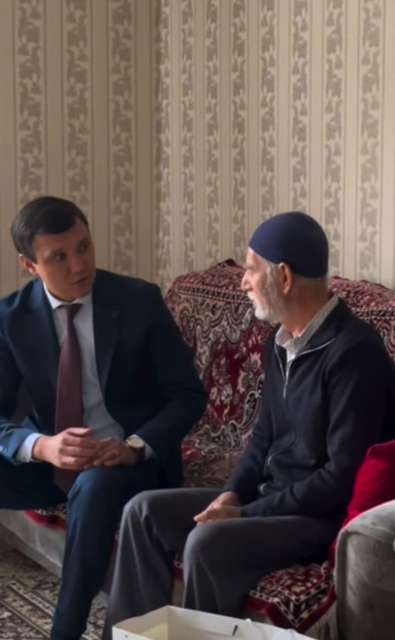 1 октября – ко Дню пожилых людей в Рахатском сельском округе были чествованы и вручены праздничные подарки.