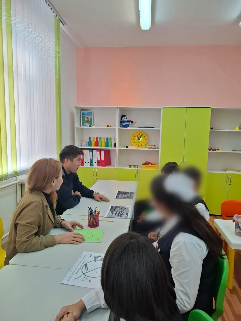 В Бейнеуском районе школьникам разъяснили ответственность за незаконный оборот холодного оружия