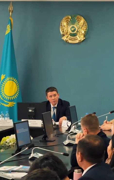 Вице-министр туризма и спорта Мирас Тулебаев встретился с жителями Карагандинской области