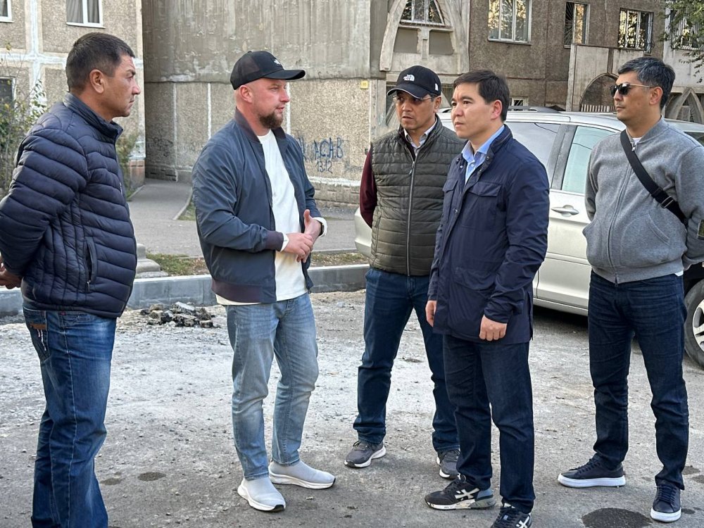 В АУЭЗОВСКОМ РАЙОНЕ ПРОВЕРИЛИ ХОД СРЕДНЕГО РЕМОНТА ДОРОГ — Фото 1