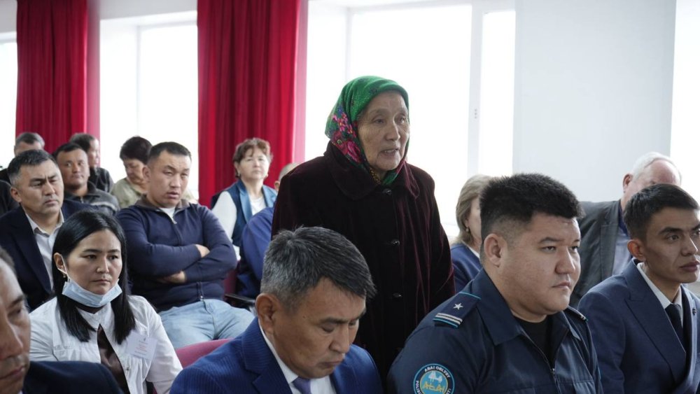 ОТЧЕТНЫЕ ВСТРЕЧИ АКИМА РАЙОНА НАЧАЛИСЬ С АЛГАБАССКОГО СЕЛЬСКОГО ОКРУГА — Фото 3