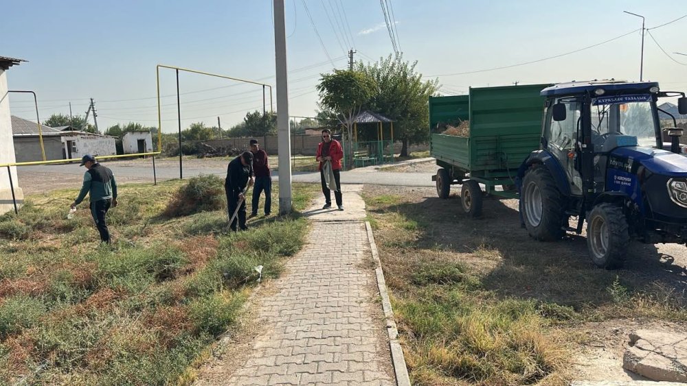 «ЧИСТЫЙ КАЗАХСТАН»: В САРЫАГАШСКОМ РАЙОНЕ ОРГАНИЗОВАЛИ МАСШТАБНЫЙ СУББОТНИК — Фото 7
