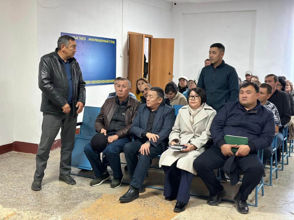 В Осакаровском районе продолжаются встречи акима района с населением — Фото 5