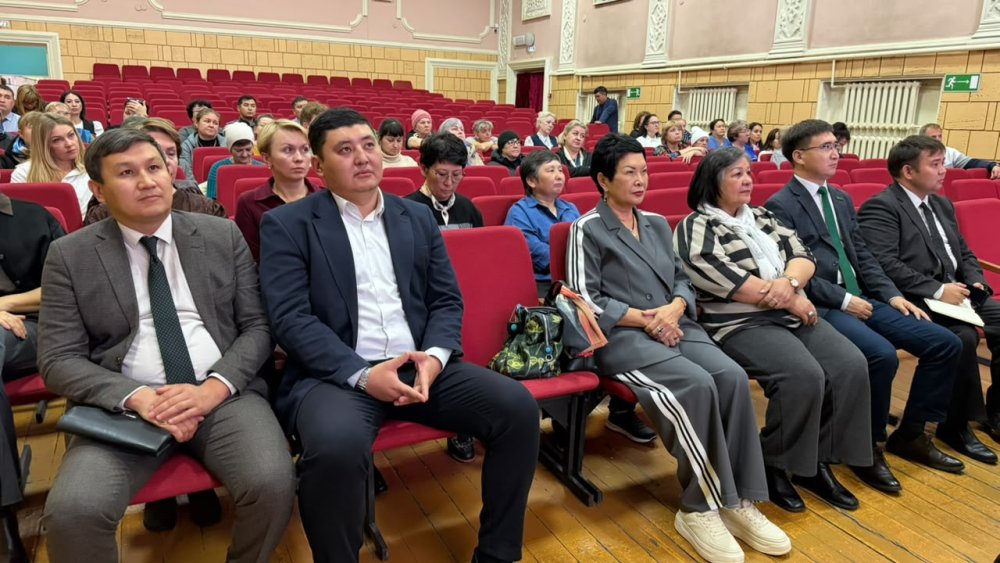 Состоялась встреча с жителями поселка Новодолинский — Фото 3