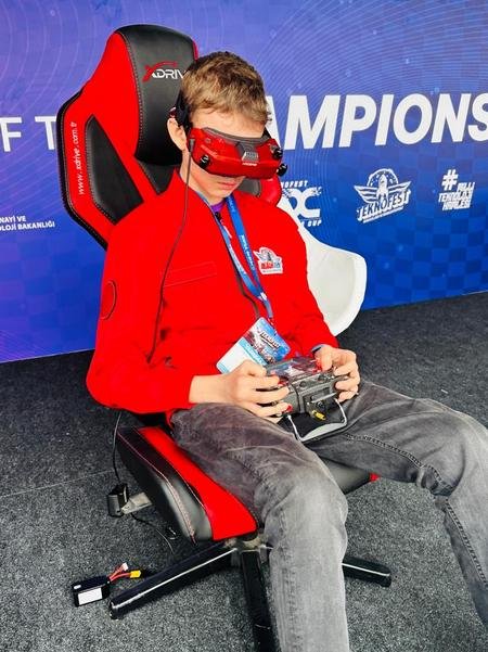 Юный пилот дронов из Караганды в третий раз выступил на World Drone Cup в Турции