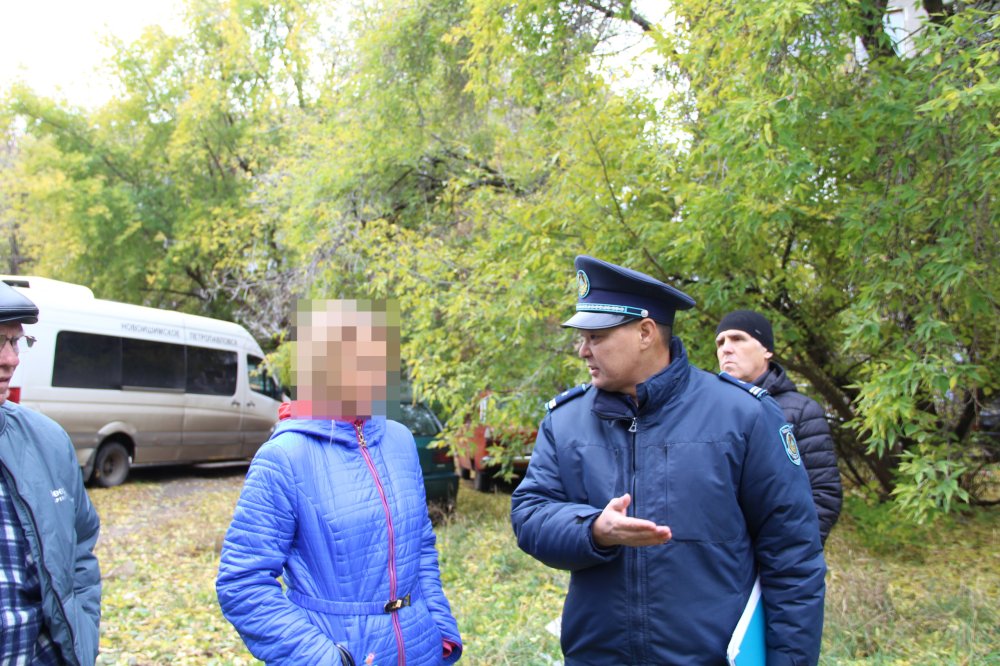 Полицейские установили хозяйку пустующего гаража, стоящего на государственной земле в Петропавловске — Фото 1