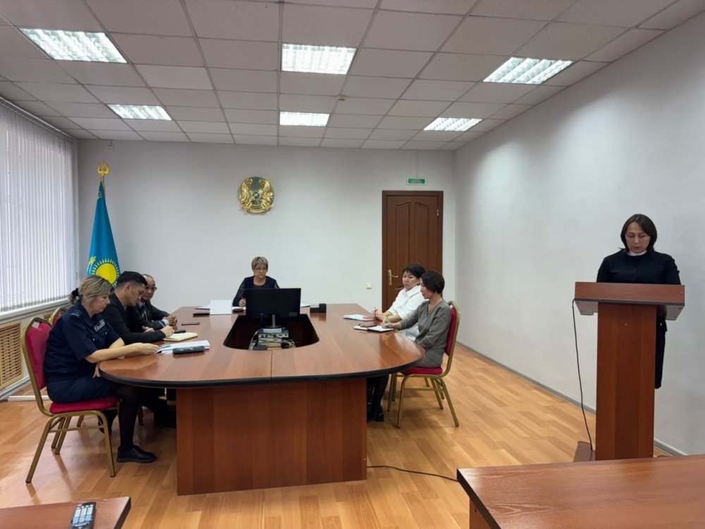 📢 В районе прошло заседание комиссии по делам несовершеннолетних и защите их прав — Фото 1