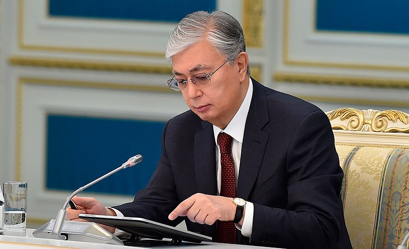 Указ Президента Республики Казахстан О досрочном прекращении полномочий маслихатов всех уровней — Фото 1