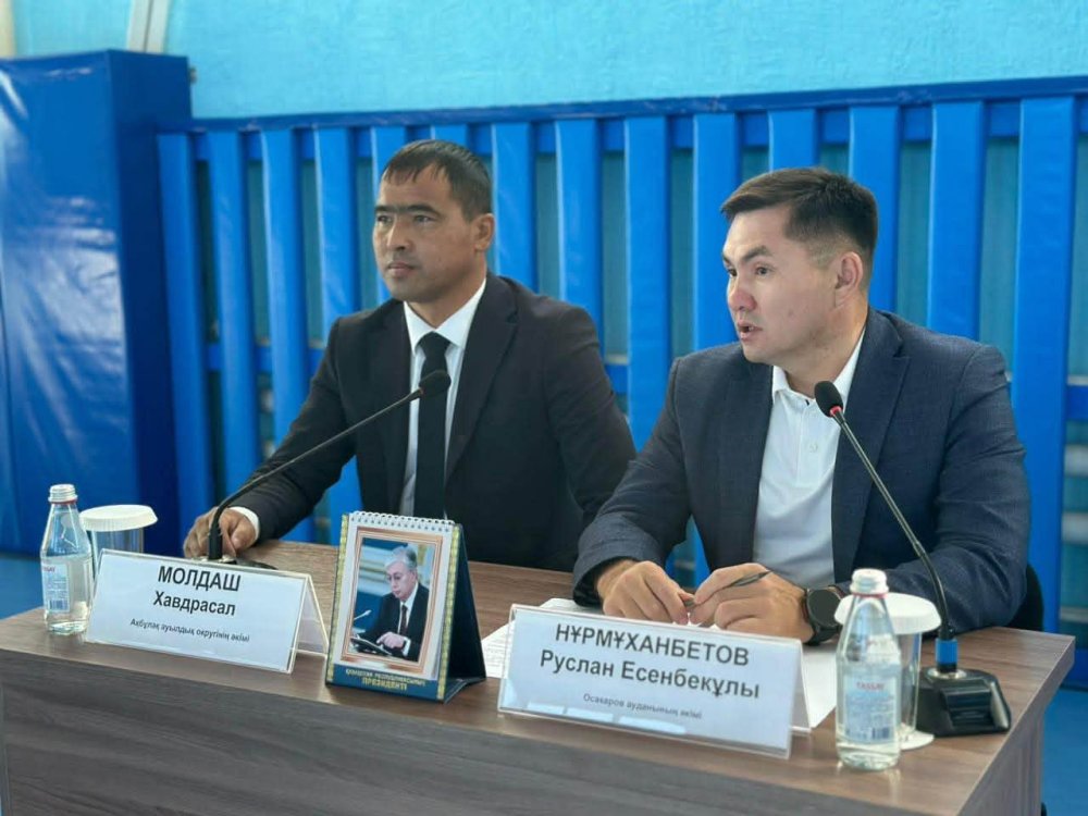 Аким Осакаровского района Руслан Нурмуханбетов провёл встречи с жителями сельского округа Акбулак и посёлка Молодёжный — Фото 2